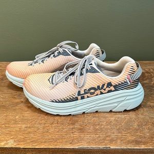 Hoka Rincon EUC sz 7.5